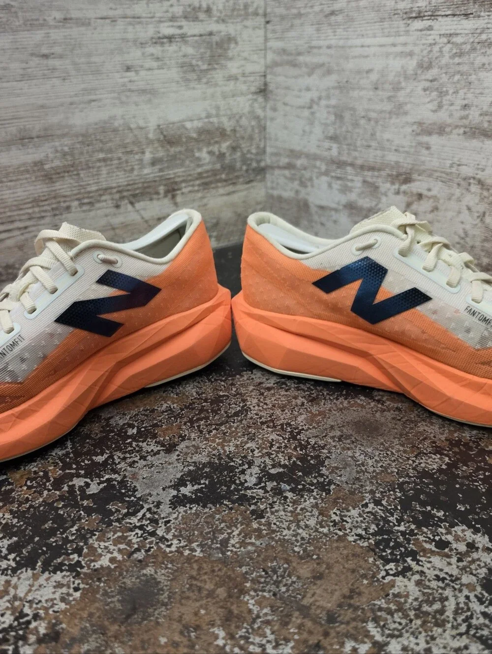 Womens New Balance Fuelcell Rebel V4 Running Shoes Sz 9.5 Used WFCXCC4
